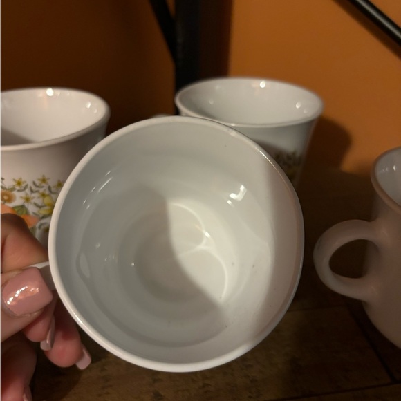 Vintage 1980s Corelle Indian Summer Set of 4 Coffee Mugs Tea Cups Orange Green - Picture 3 of 7